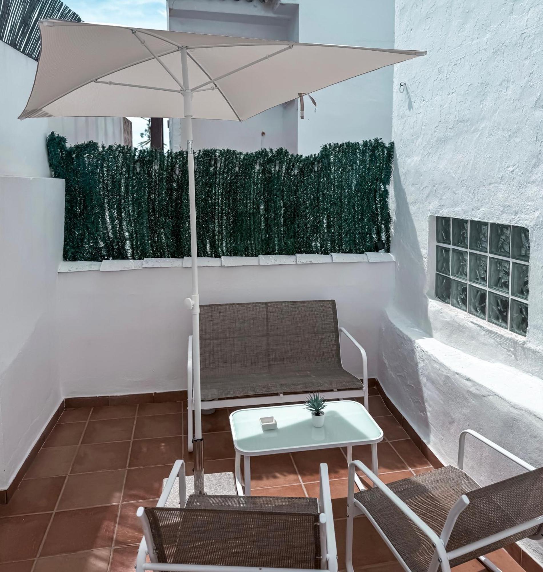 Casita Menta - Alojamiento Unico En El Centro De Torrox Bagian luar foto